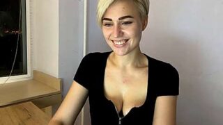 TheBlonde007 naked stripping on cam for live sex video chat
