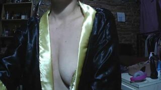 valeflorez naked stripping on cam for live sex video chat