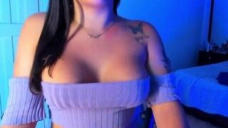 Alanasmith19 nude on webcam in her Live Sex Chat Room