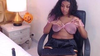 Elisa Jane nude on webcam in her Live Sex Chat Room