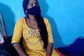 Goldy_05 naked stripping on cam for live sex video chat