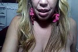 khalysse naked stripping on cam for live sex video chat