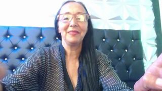 lili_demon_ naked stripping on cam for live sex video chat