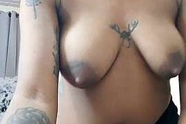 lili_hot69 naked stripping on cam for live sex video chat