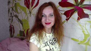 LillyRoom naked stripping on cam for live sex video chat