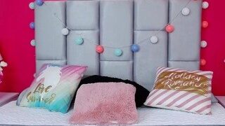 mia-thompsonn nude on webcam in her Live Sex Chat Room