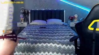 RoadToThroat naked stripping on cam for live sex video chat