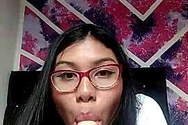 shanthal_32 naked stripping on cam for live sex video chat