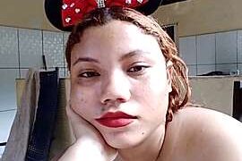 Su_Kemm naked stripping on cam for live sex video chat