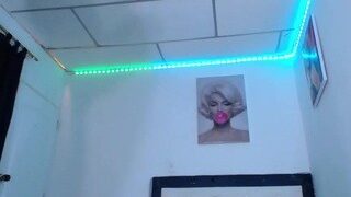 tifanny-valentine nude on webcam in her Live Sex Chat Room