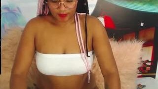 Jhosepheine nude on webcam in her Live Sex Chat Room