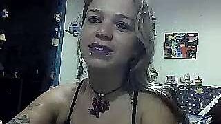 Regininha22 naked stripping on cam for live sex video chat