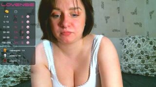 _viksi_witch_ naked stripping on cam for live sex video chat