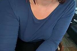 Farmgirl_milf naked stripping on cam for live sex video chat