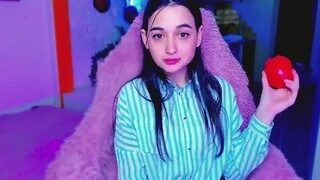 InnaryVirginX nude on webcam in her Live Sex Chat Room