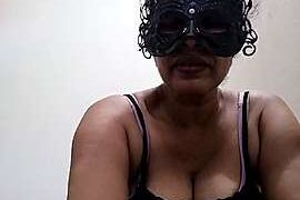 SL_Tamil_Kella naked stripping on cam for live sex video chat