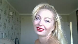 BeautifulAh naked stripping on cam for live sex video chat
