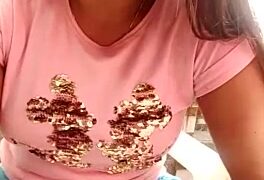 Annu_bhabi naked stripping on cam for live sex video chat