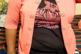 Malayali-pennu naked stripping on cam for live sex video chat