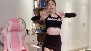 ANNA102 nude stripping on webcam for live sex xxx chat