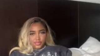Naommi Scott nude on webcam in XXX Live Sex Chat Room