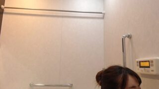 ayu_yu_xo nude stripping on webcam for live sex xxx chat