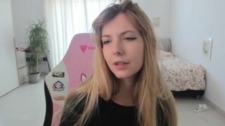 Cassycum nude stripping on webcam for live sex xxx chat
