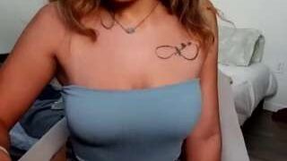 mamibrii nude on webcam in XXX Live Sex Chat Room