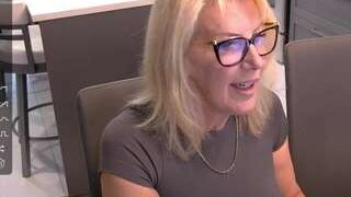 FitCougarcb nude on webcam in XXX Live Sex Chat Room