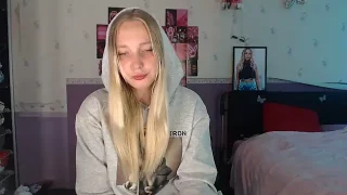 singlemother333 nude stripping on webcam for live sex xxx chat