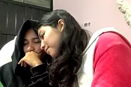 sweeet_girls1 nude stripping on webcam for live sex xxx chat
