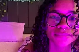 luisa_pinkk10 nude stripping on webcam for live sex xxx chat