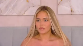 Maya_forU nude stripping on webcam for live sex xxx chat