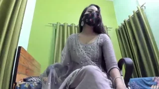 wildbabes nude strip before webcam for live sex xxx chat