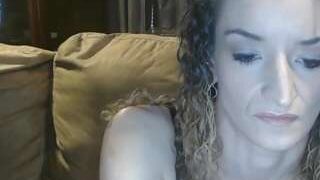 RileyGB nude on sex cam in XXX Live Sex Chat Room