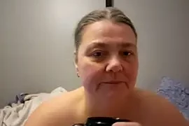 AmberDeepThroat nude strip before webcam for live sex xxx chat