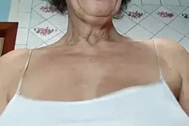 yalukerya nude strip before webcam for live sex xxx chat