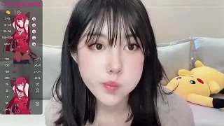 ruoling_19 nude strip before webcam for live sex xxx chat