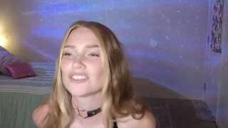 Goddess Kelli nude on sex cam in XXX Live Sex Chat Room