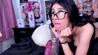 Haru-Grimm nude on sex cam in XXX Live Sex Chat Room