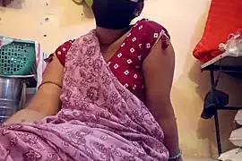 Hi_Radhika nude strip before webcam for live sex xxx chat
