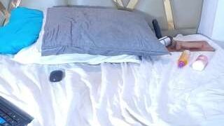 kinkyhousewifee nude on sex cam in XXX Live Sex Chat Room