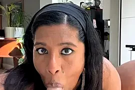 RoseMelanie nude strip before webcam for live sex xxx chat