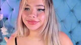 Scarlet Davis nude on sex cam in XXX Live Sex Chat Room