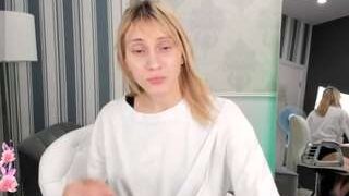wooxtemilk nude on sex cam in XXX Live Sex Chat Room