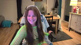 Butter-Fly93 nude strip before webcam for live sex xxx chat