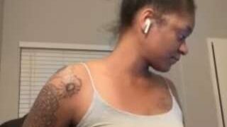 Chocolate star nude on sex cam in XXX Live Sex Chat Room
