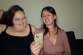 _Julie_x nude strip before webcam for live sex xxx chat