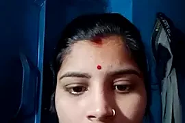 Nisha_Cute nude strip before webcam for live sex xxx chat