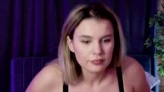 SierraBlaze nude on sex cam in XXX Live Sex Chat Room